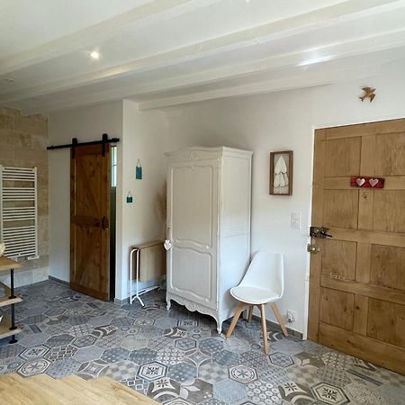 Le Petit Nid Du Vieux Logis Ravissante Suite Dans Vallee Troglodyte Saint-Epain Luaran gambar