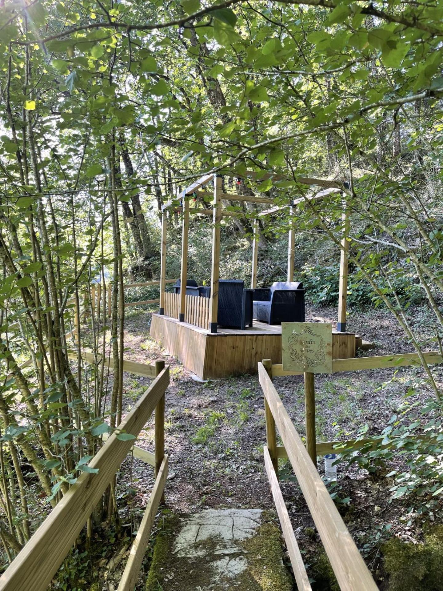 Le Petit Nid Du Vieux Logis Ravissante Suite Dans Vallee Troglodyte Saint-Epain Luaran gambar